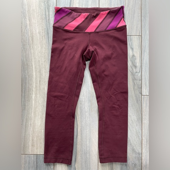 Lululemon Burgundy Capri Leggings Size 4 - Picture 1 of 6